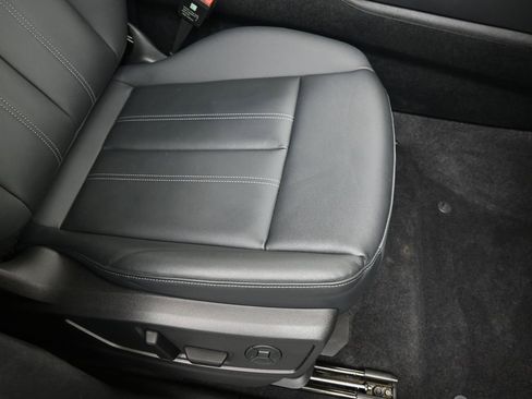 Certified 2025 Audi Q5 Premium Plus w/ Premium Plus image 13