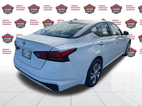 Certified 2025 Nissan Altima 2.5 S image 5