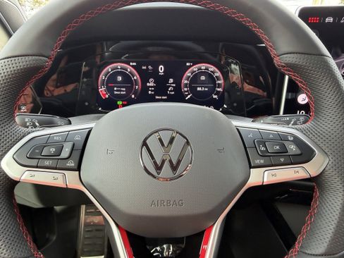 New 2026 Volkswagen GTI SE image 30