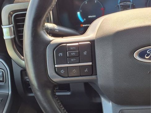 Used 2023 Ford F250 Lariat w/ Sport Appearance Package AWD/4WD image 30