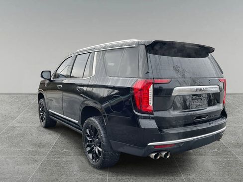 Used 2021 GMC Yukon Denali w/ Denali Premium Package image 3