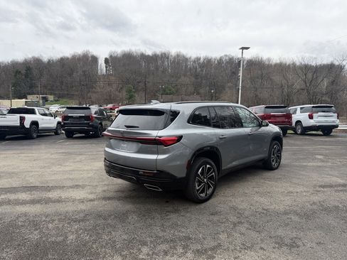 Used 2025 Buick Enclave Sport Touring w/ LPO, All-Weather Package image 3