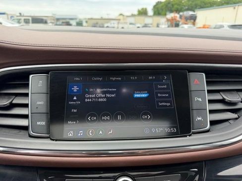 Used 2021 Buick Enclave Avenir w/ Avenir Technology Package AWD/4WD image 16