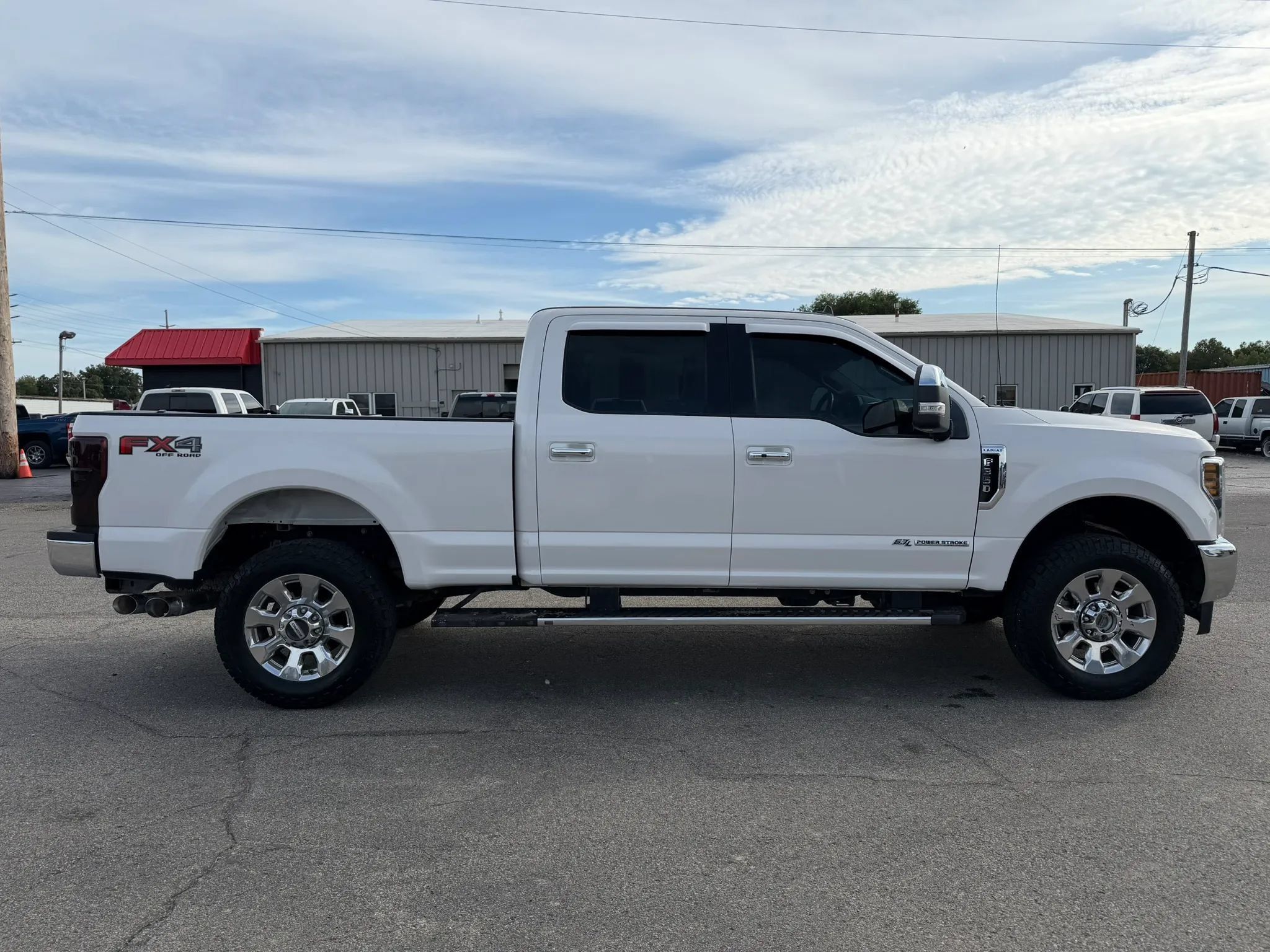 Used 2019 Ford F350 Lariat w/ Lariat Ultimate Package AWD/4WD image 4