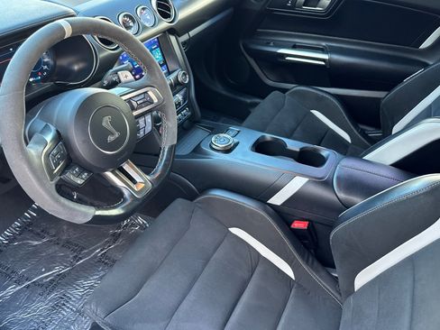 Used 2021 Ford Mustang Shelby GT500 w/ Technology Package image 10