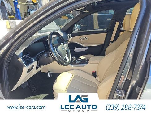 Used 2020 BMW 330i Sedan w/ Premium Package image 5