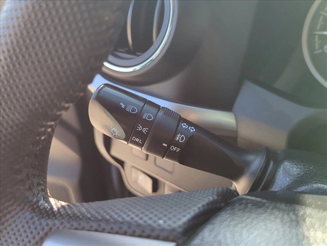 Used 2020 Toyota Tacoma 2WD Double Cab image 22