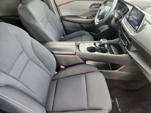 Used 2023 Nissan Rogue S FWD image 14