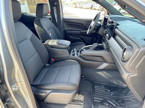 Used 2026 Chevrolet Colorado Trail Boss AWD/4WD image 24