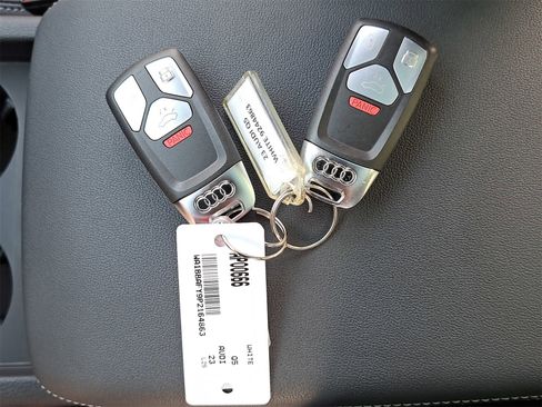 Used 2023 Audi Q5 2.0T Premium Plus w/ Premium Plus Package image 39