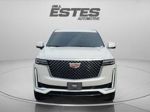 Used 2024 Cadillac Escalade Luxury w/ LPO, Floor Liner Package AWD/4WD image 6