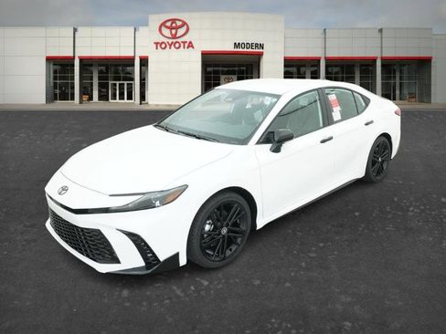 New 2026 Toyota Camry Hybrid FWD image 1