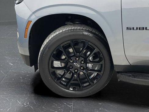 New 2026 Chevrolet Suburban RST w/ RST Capability Package image 40