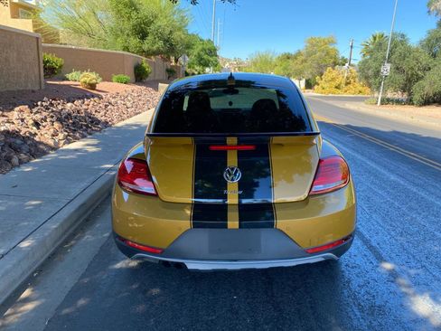 Used 2016 Volkswagen Beetle 1.8T Dune image 3