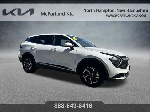 Used 2023 Kia Sportage LX AWD/4WD image 8