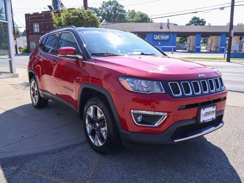 Used 2019 Jeep Compass Limited AWD/4WD image 7