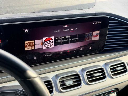 Used 2024 Mercedes-Benz GLS 450 4MATIC image 29