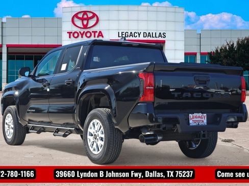 New 2025 Toyota Tacoma SR5 image 7