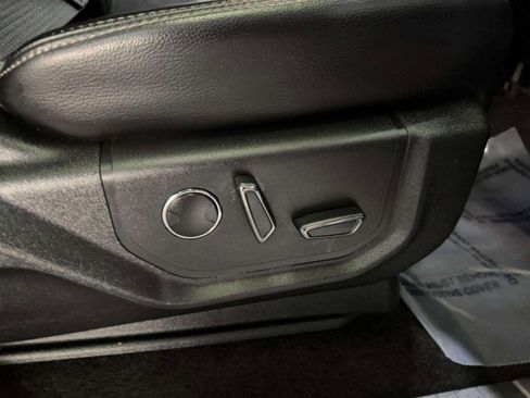 Used 2017 Ford F150 Lariat w/ Equipment Group 502A Luxury image 64