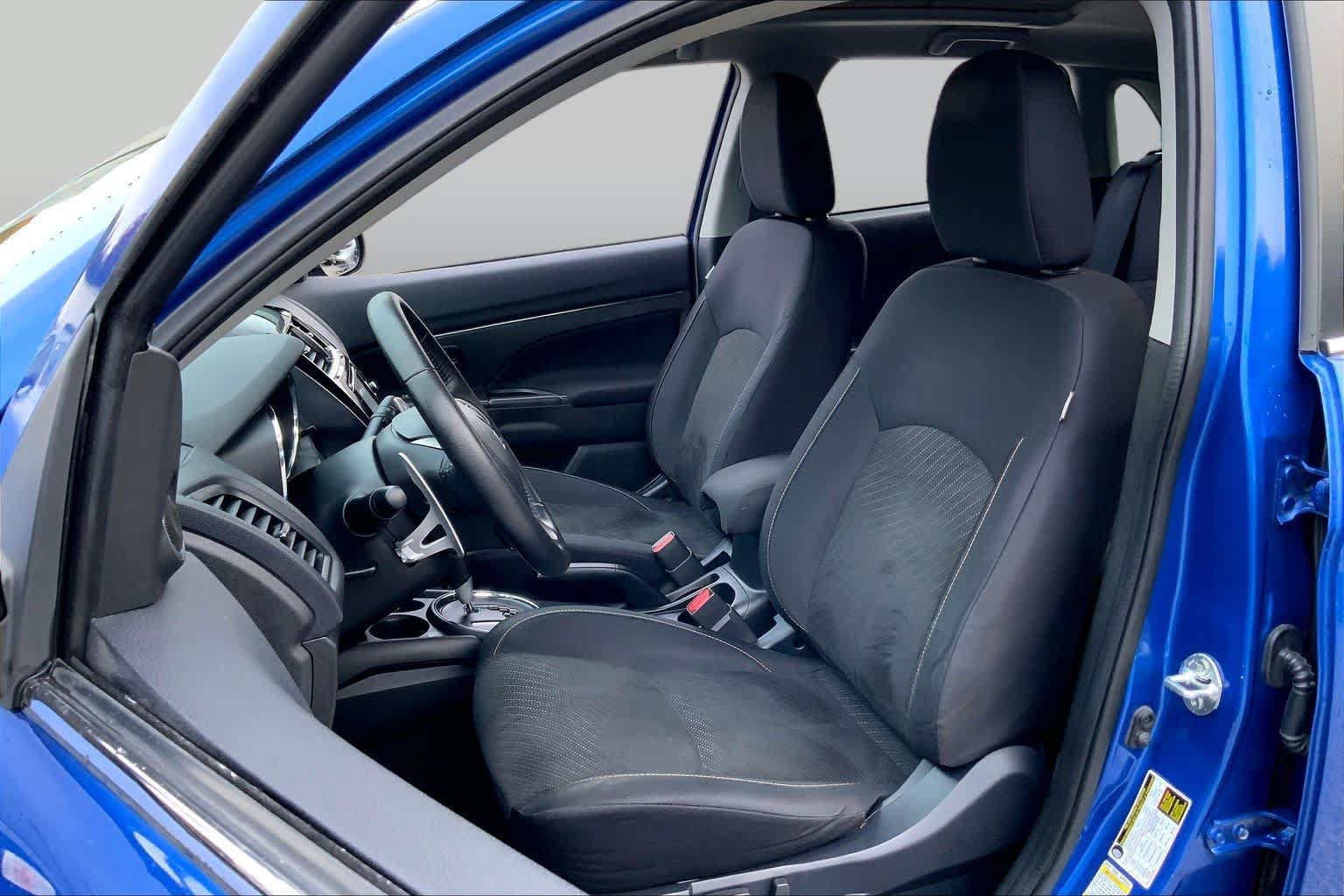 Used 2015 Mitsubishi Outlander Sport SE AWD/4WD image 9