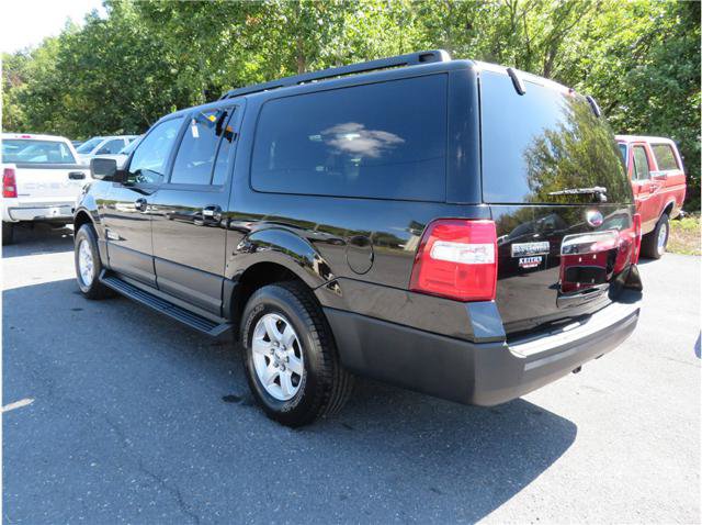 Used 2007 Ford Expedition EL XLT AWD/4WD image 2