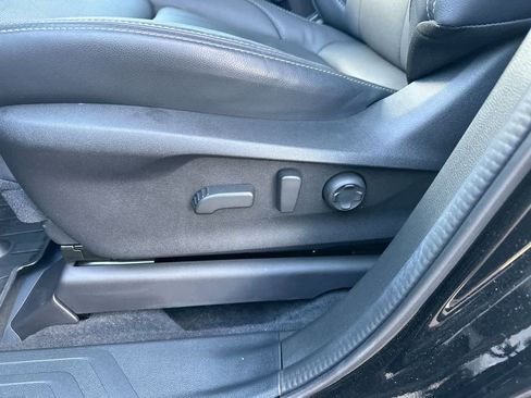 Certified 2025 Subaru Ascent Limited image 22