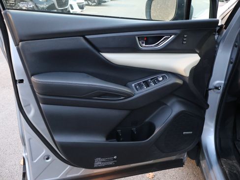 Used 2022 Subaru Ascent Limited w/ Technology Package image 25