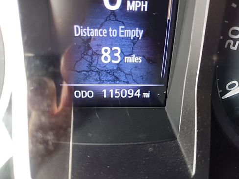 Used 2019 Toyota Tacoma TRD Off-Road AWD/4WD image 16