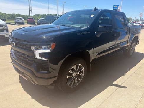 New 2026 Chevrolet Silverado 1500 RST w/ Convenience Package II AWD/4WD image 2