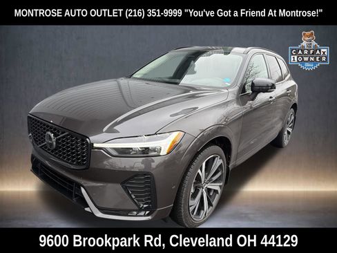Used 2023 Volvo XC60 B5 Ultimate w/ Climate Package image 2