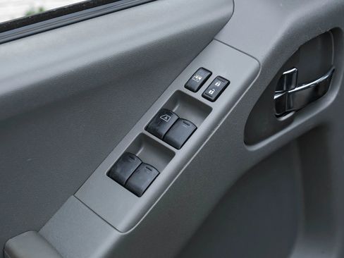 Used 2016 Nissan Frontier SV w/ SV Value Truck Package image 37