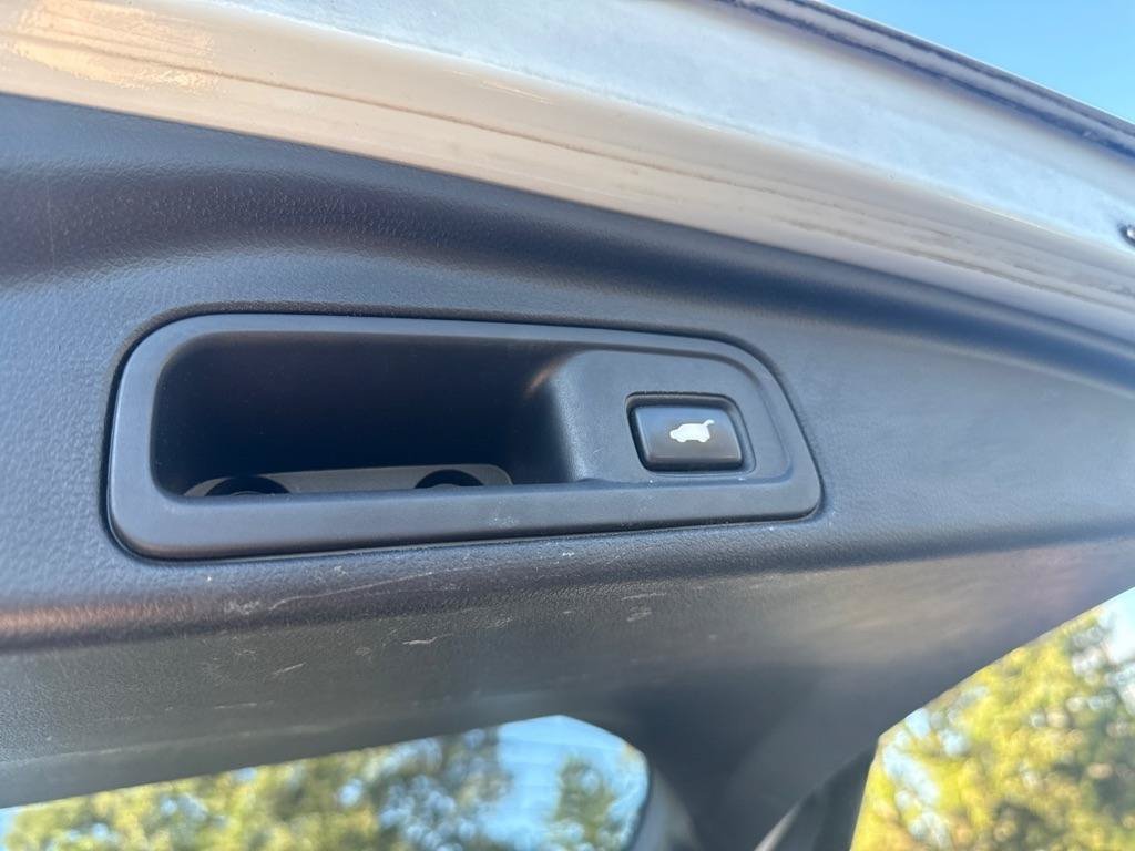 Used 2017 Honda Pilot Elite image 16