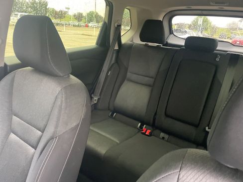 Used 2024 Nissan Rogue SV FWD image 23
