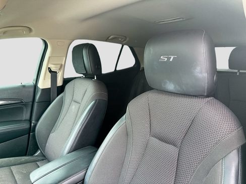 Used 2022 Buick Envision Preferred FWD image 10