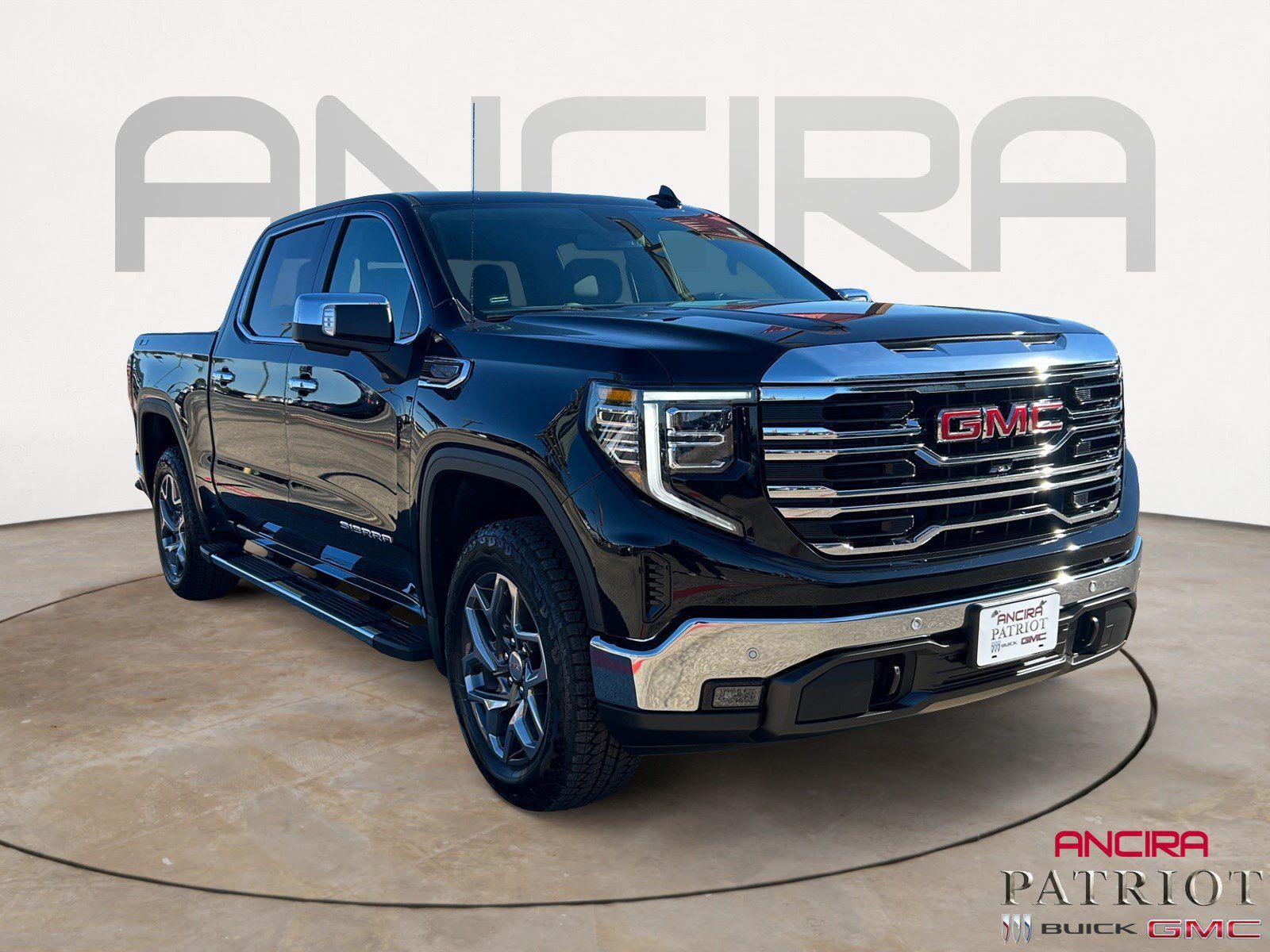 Used 2026 GMC Sierra 1500 SLT AWD/4WD image 1