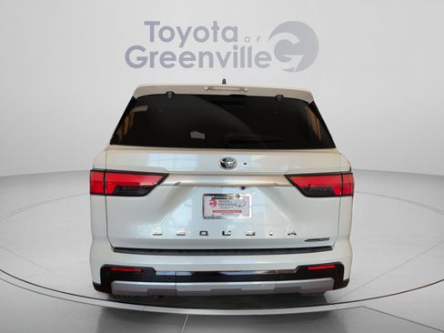 Used 2026 Toyota Sequoia Capstone AWD/4WD image 5