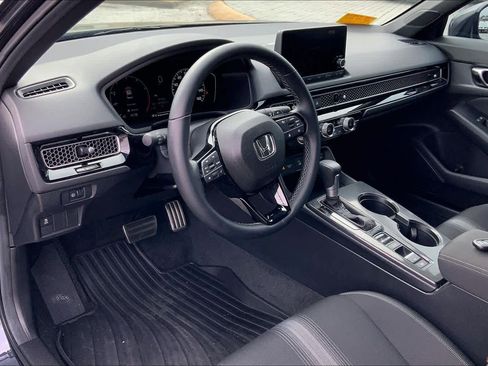 Used 2025 Honda Civic Sport image 17