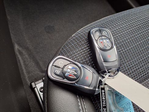 New 2026 Buick Envista Preferred image 12