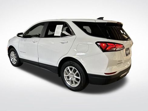 Certified 2024 Chevrolet Equinox LT image 3