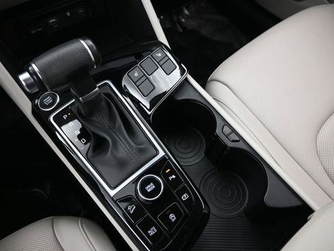 Used 2024 Kia Sportage EX image 26