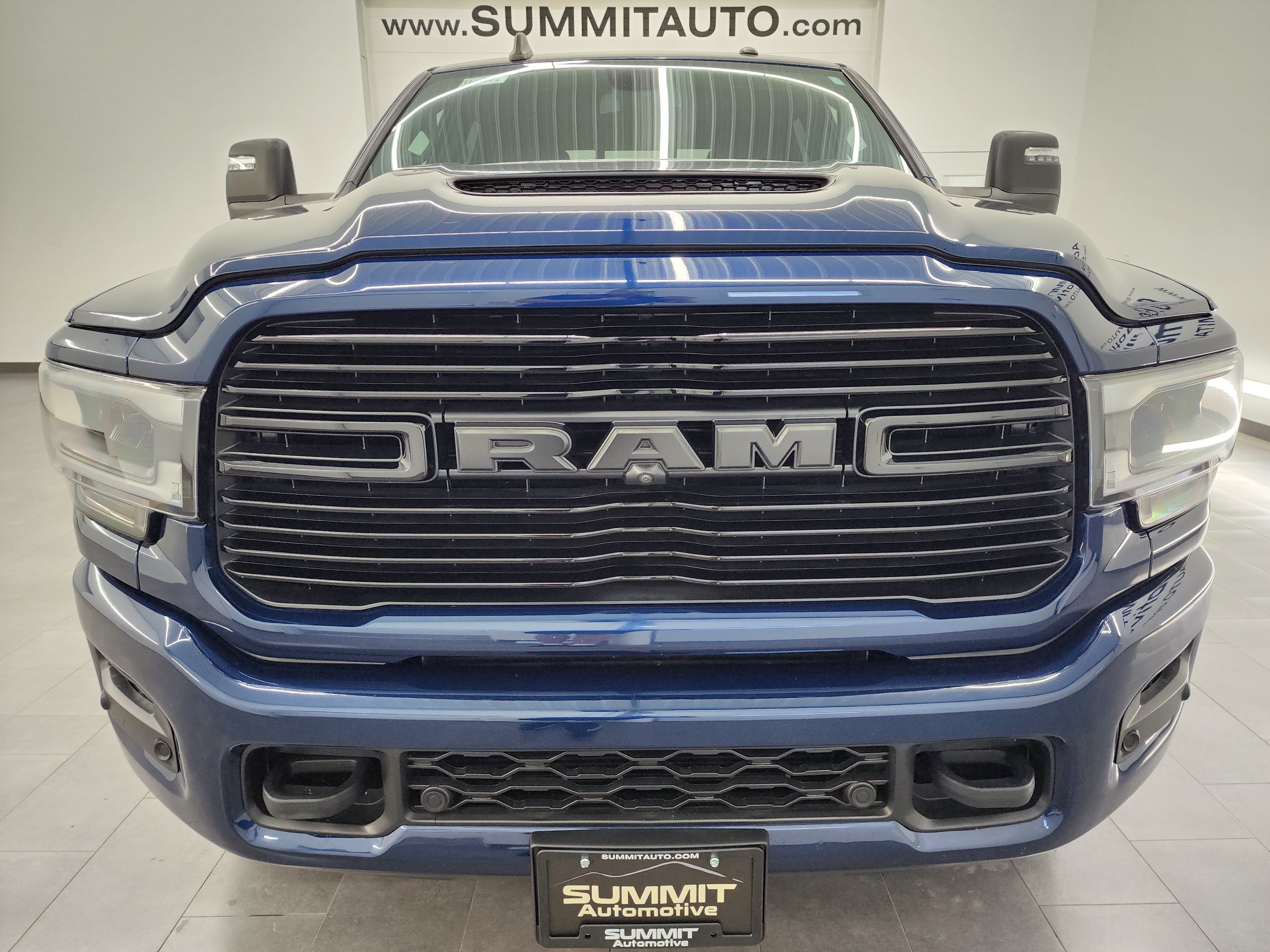 Used 2024 RAM 3500 Laramie w/ Night Edition AWD/4WD image 26