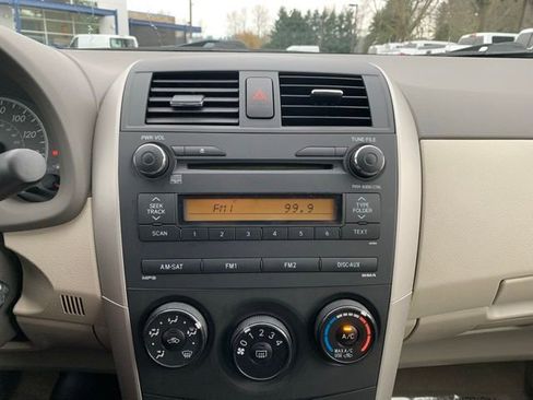 Used 2010 Toyota Corolla LE image 13