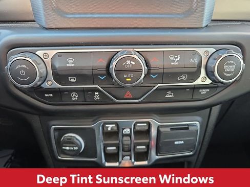 Used 2021 Jeep Wrangler Unlimited Sport image 24