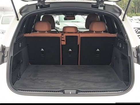 Used 2024 Mercedes-Benz GLC 300 4MATIC image 15