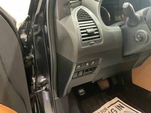 Used 2024 INFINITI QX80 Sensory w/ Cargo Package AWD/4WD image 8