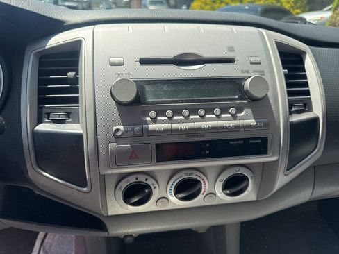 Used 2006 Toyota Tacoma PreRunner RWD image 20