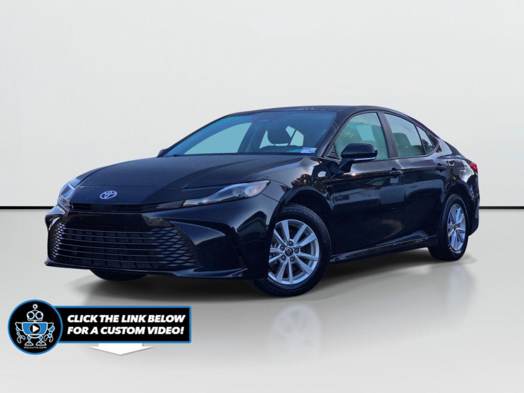 Used 2025 Toyota Camry LE FWD image 1