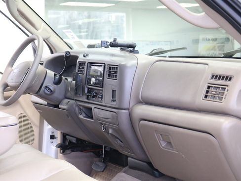 Used 2003 Ford F350 Lariat image 86