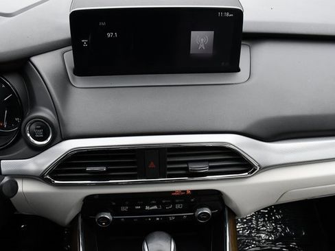 Used 2021 MAZDA CX-9 Signature image 17