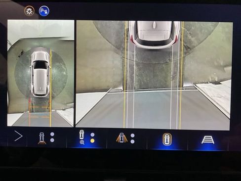 New 2026 Chevrolet Equinox LT w/ Safety and Technology Package image 17